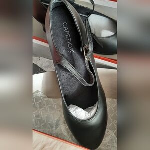 Beautiful capezio dance shoes